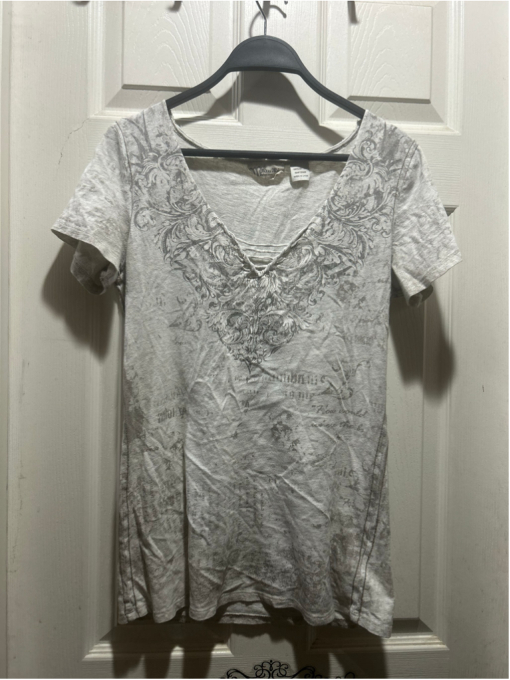 Women's Miss Me Graphic Short Sleeve Tee, Grey/White, Size L
